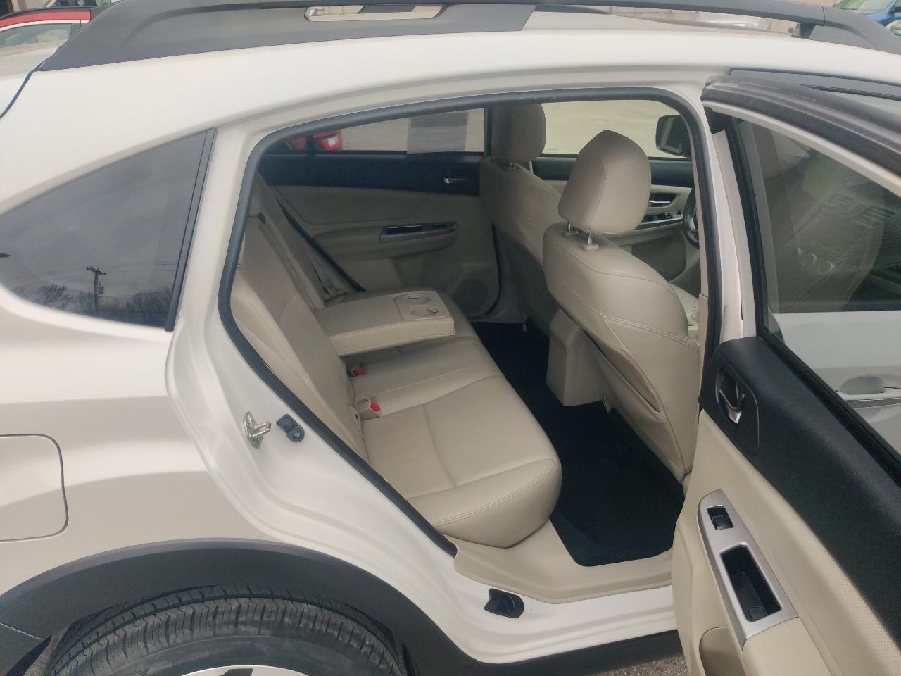 Subaru XV Crosstrek Hybrid 2.0i Touring 2014