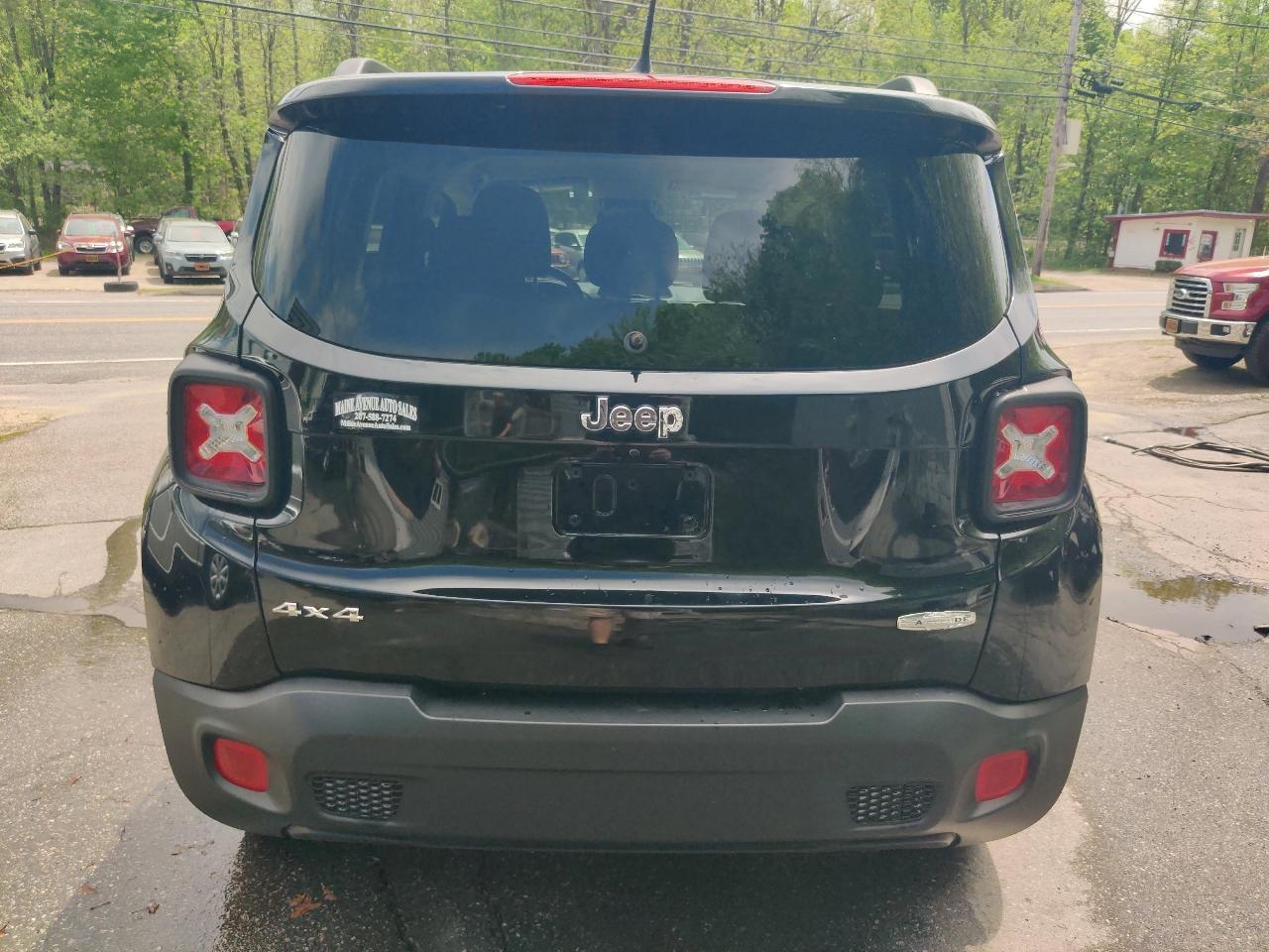 Jeep Renegade Latitude 4WD 2015