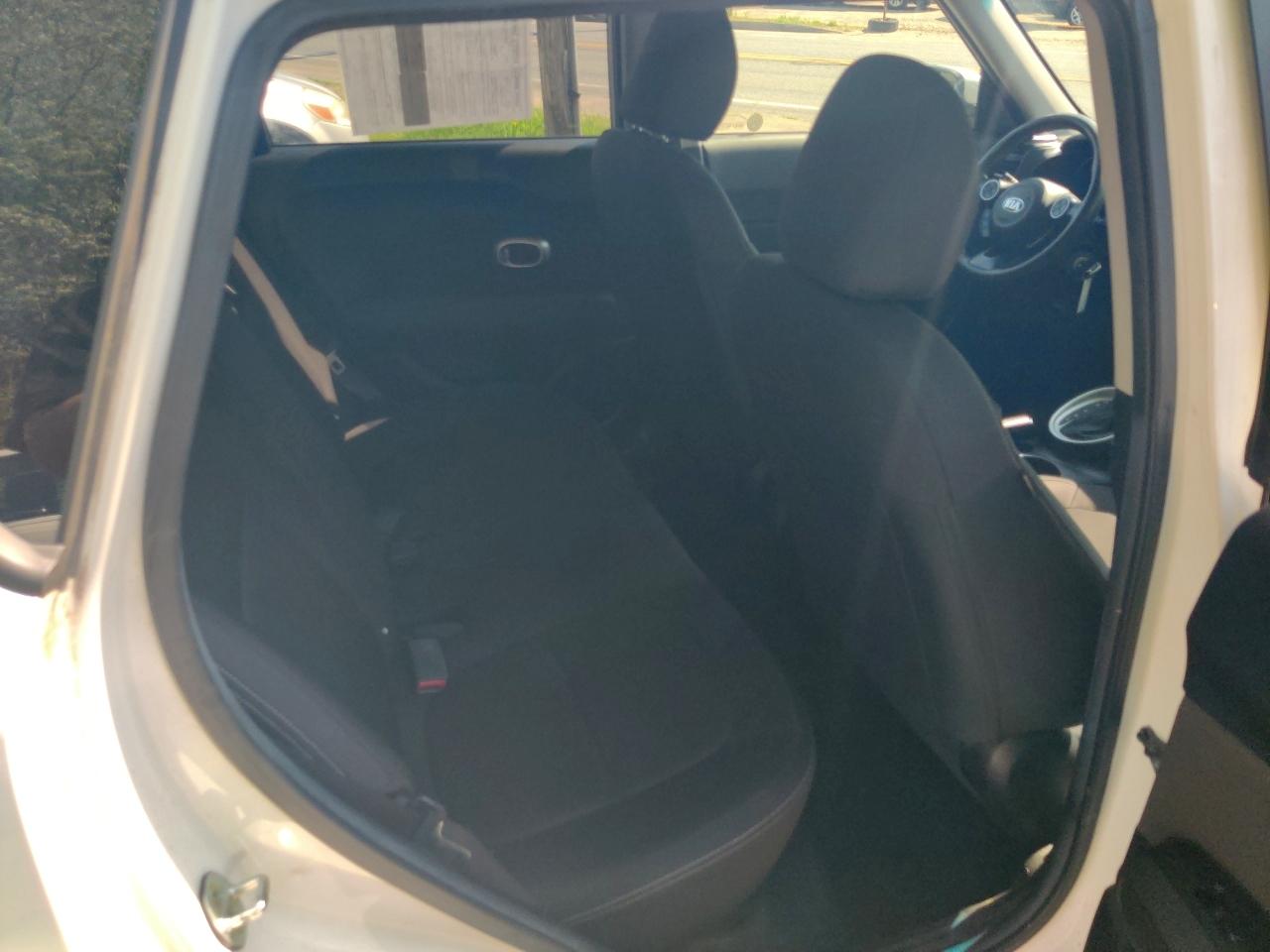 Kia Soul Base 6A 2016