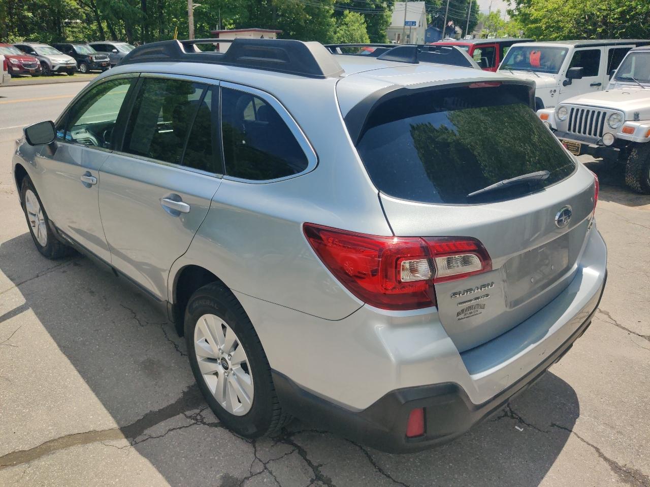 Subaru Outback 2.5i Premium 2018