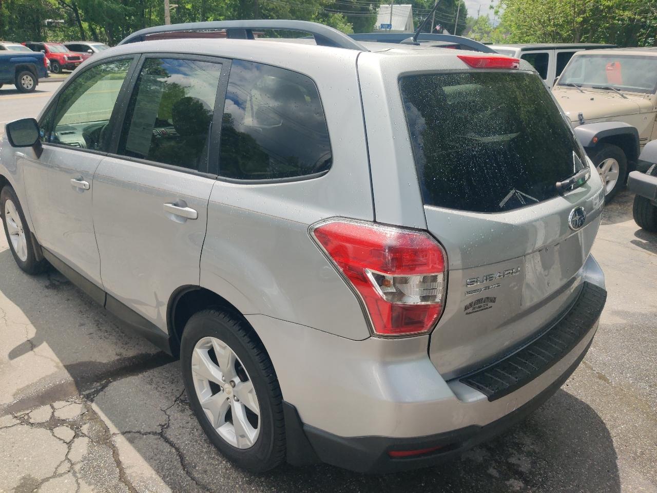 Subaru Forester 2.5i Premium 2015