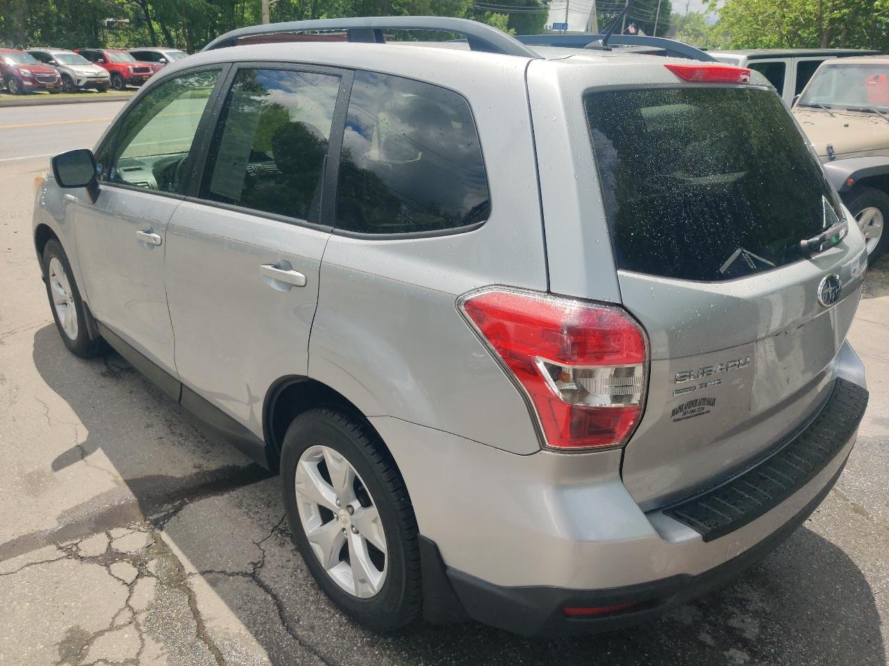 Subaru Forester 2.5i Premium 2015