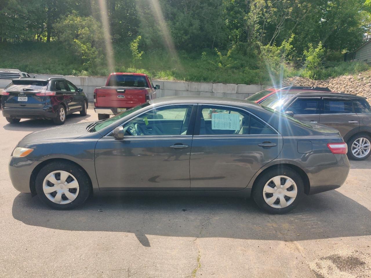 Toyota Camry XLE 5-Spd AT 2009