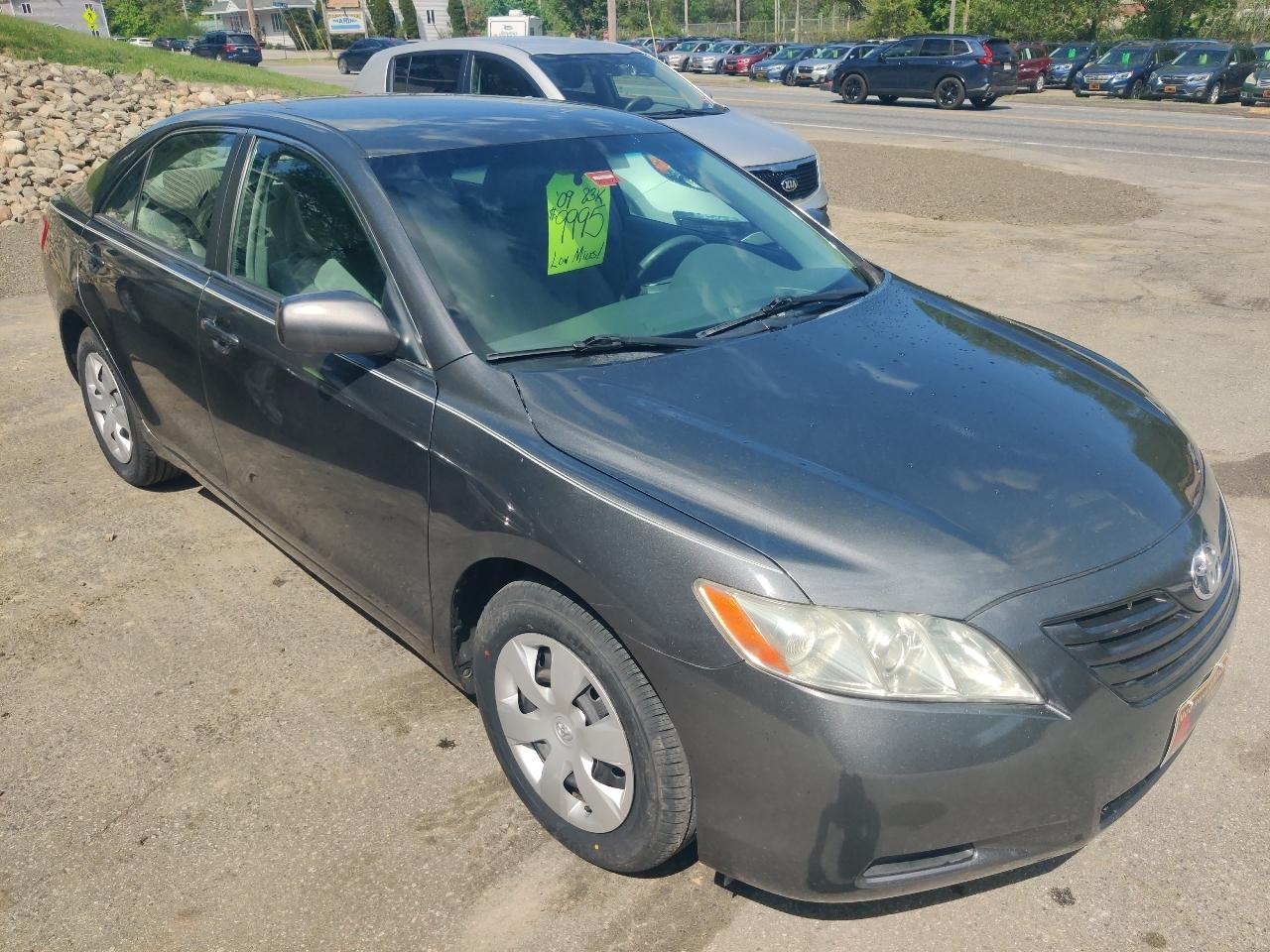 Toyota Camry XLE 5-Spd AT 2009