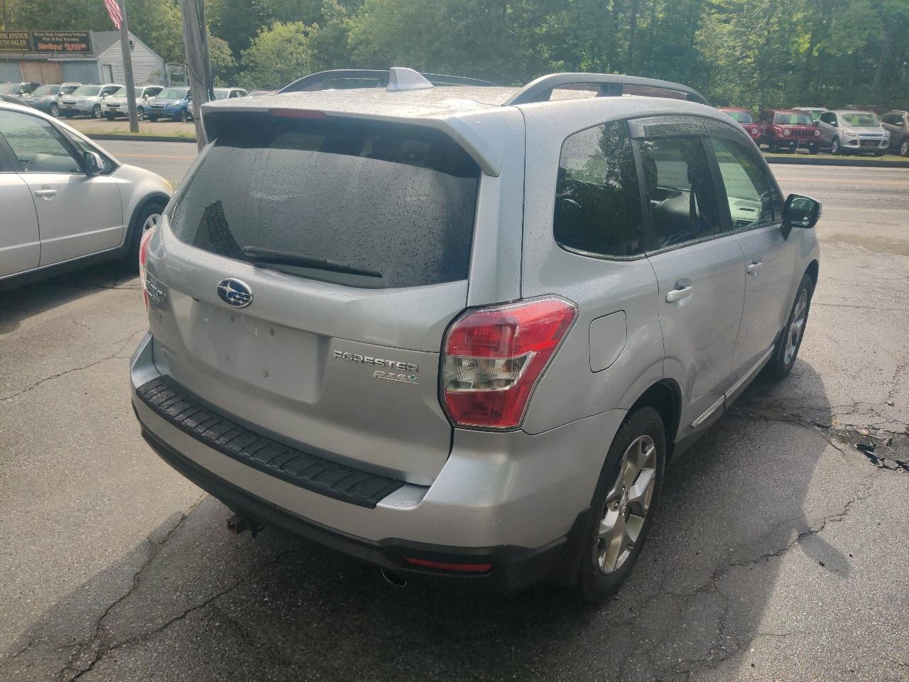 Subaru Forester 2.5i Touring 2016