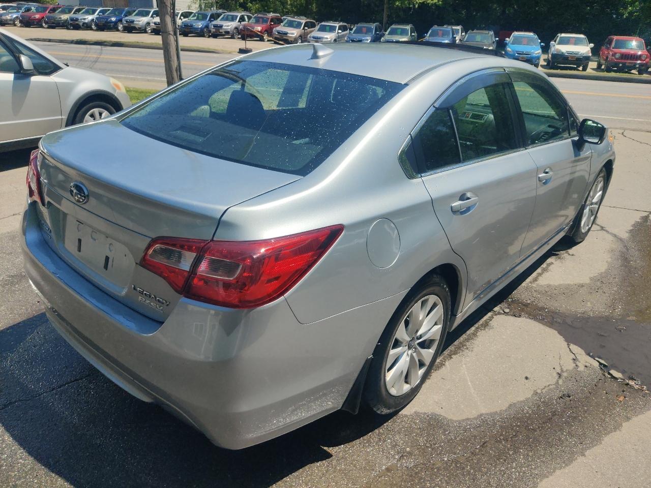 Subaru Legacy 2.5i Premium 2016