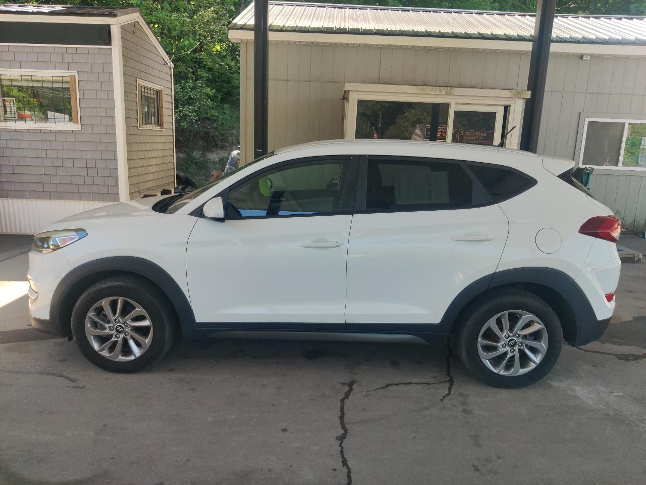 Hyundai Tucson SE w/Preferred Package AWD 2016