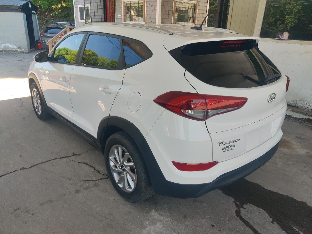 Hyundai Tucson SE w/Preferred Package AWD 2016