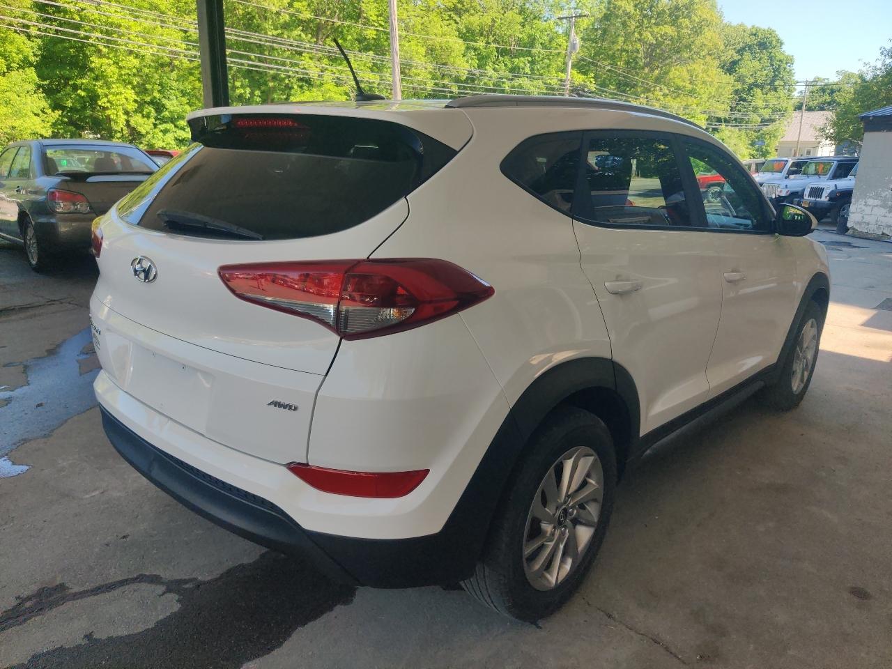 Hyundai Tucson SE w/Preferred Package AWD 2016