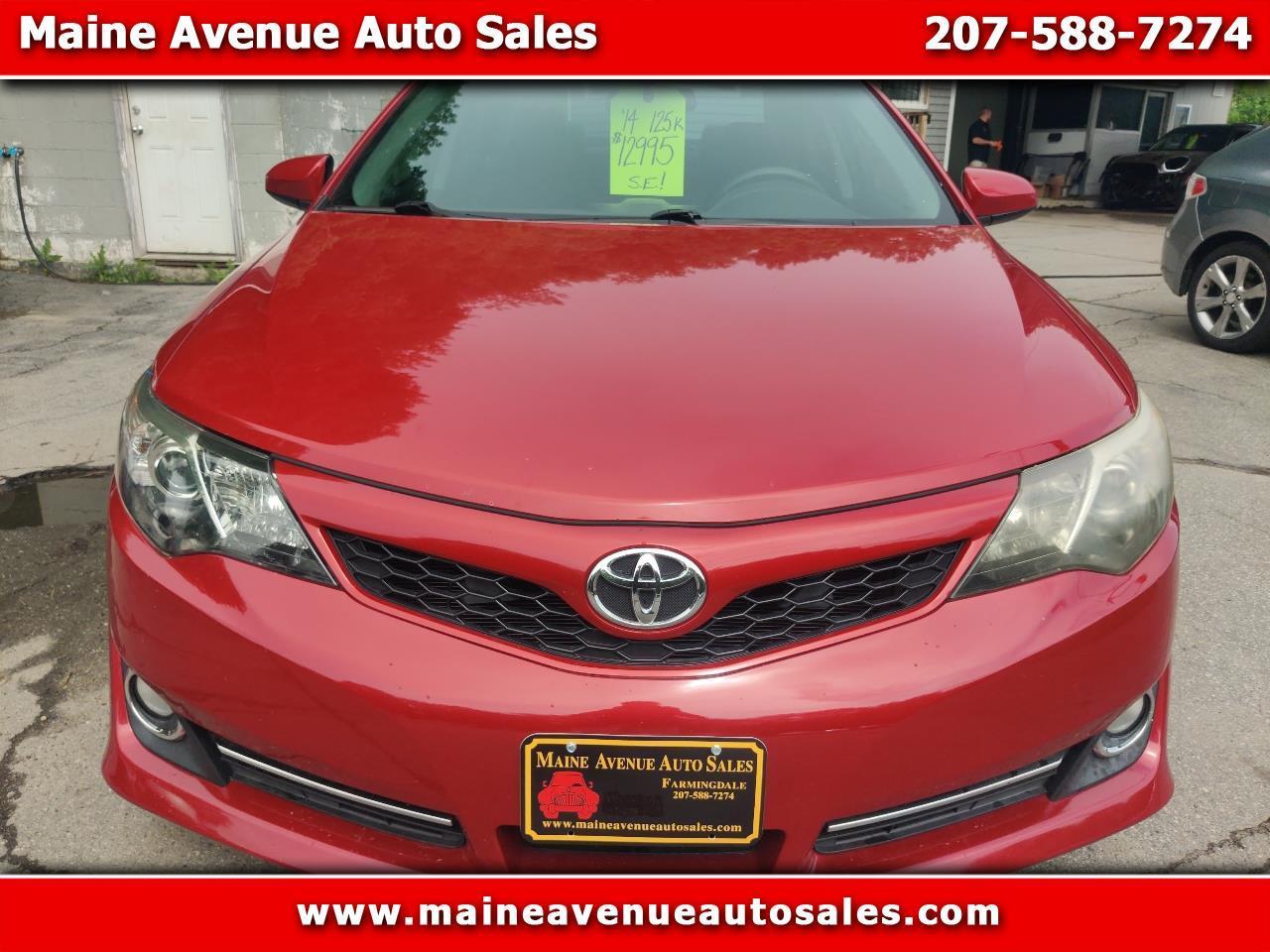 Toyota Camry SE 2014