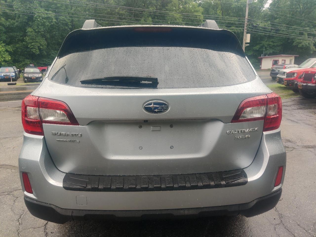 Subaru Outback 3.6R Limited 2015