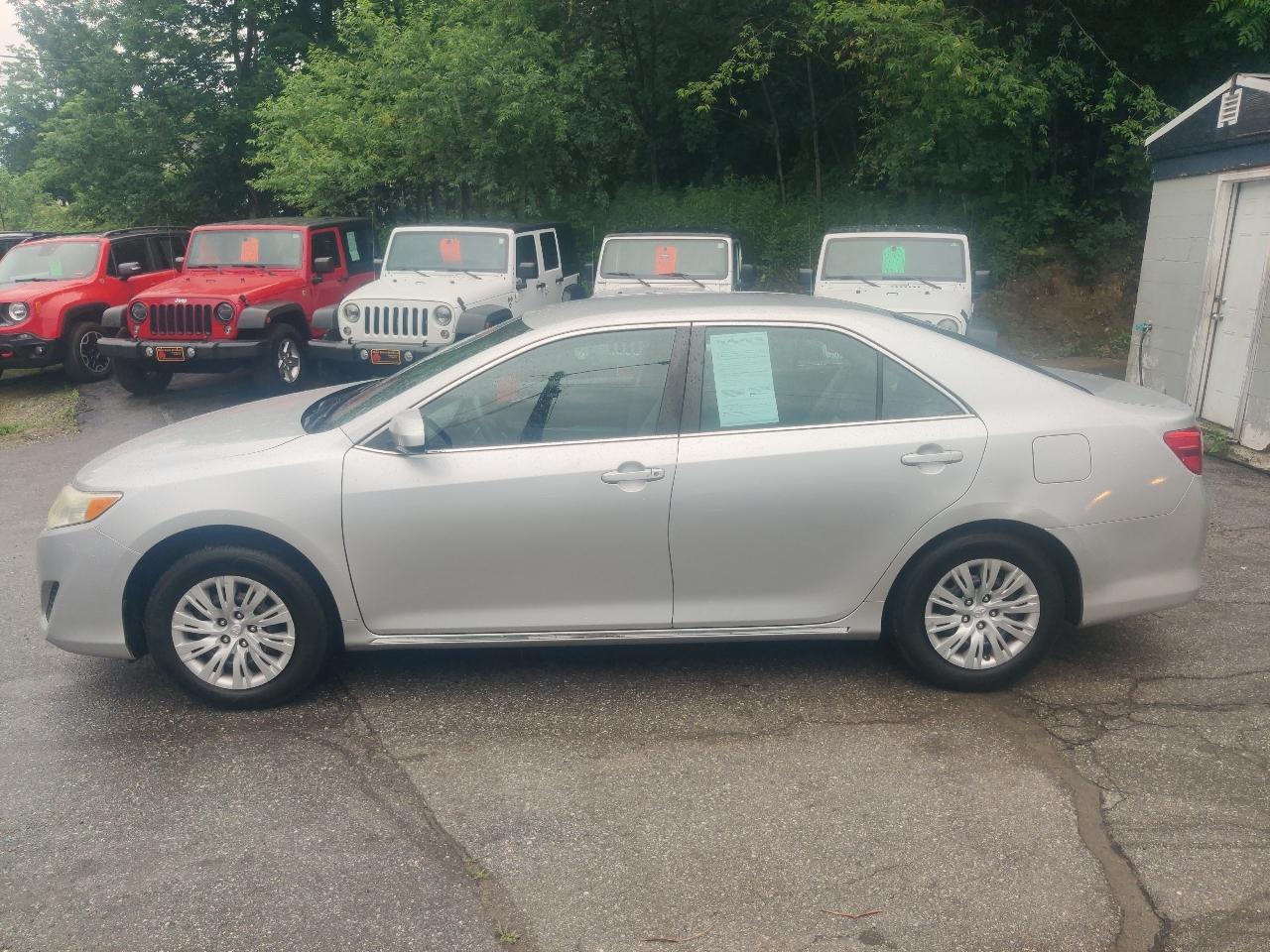 Toyota Camry LE 2014