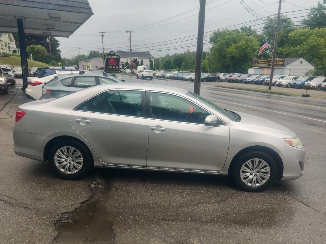 Toyota Camry LE 2014