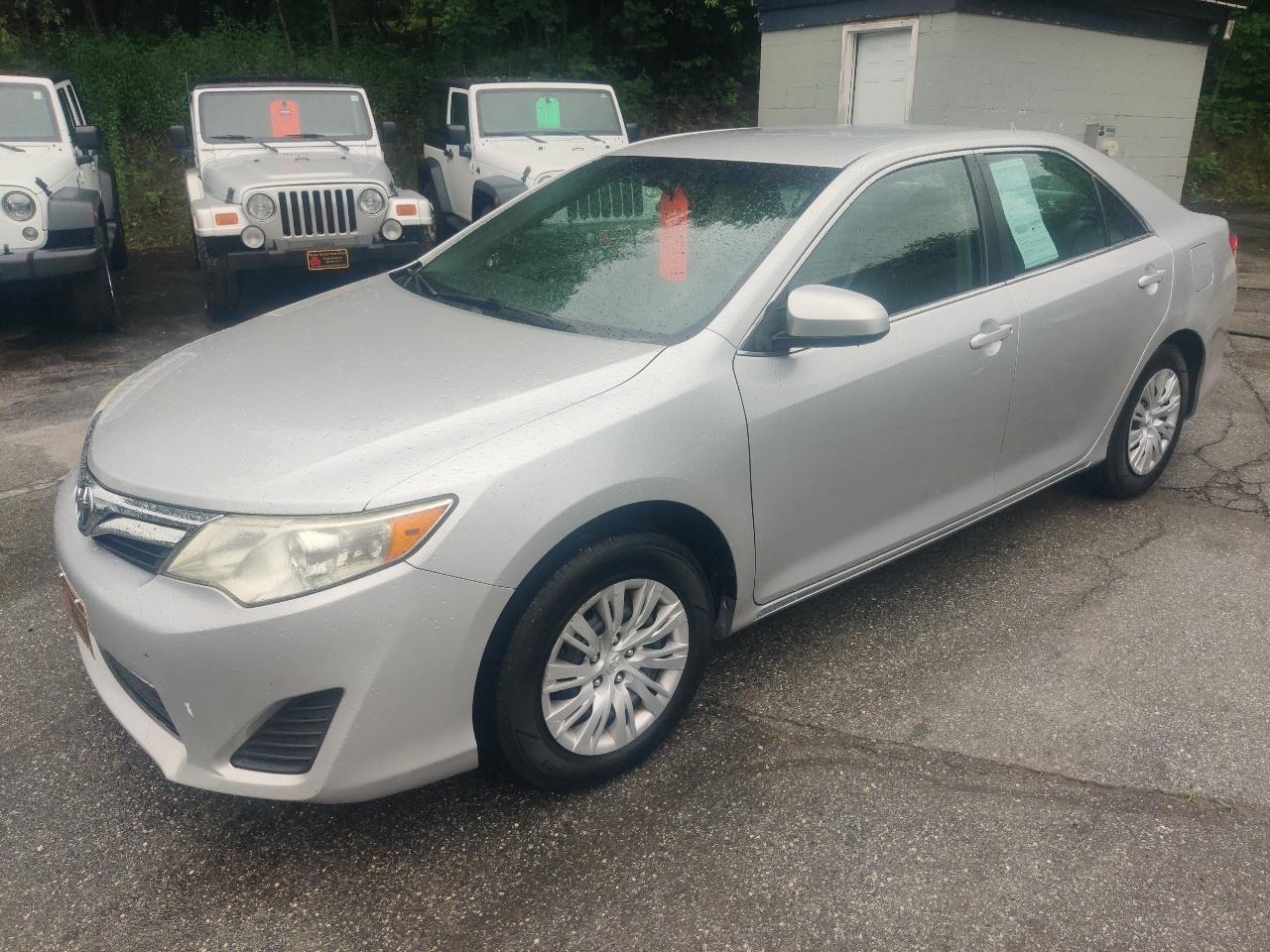 Toyota Camry LE 2014