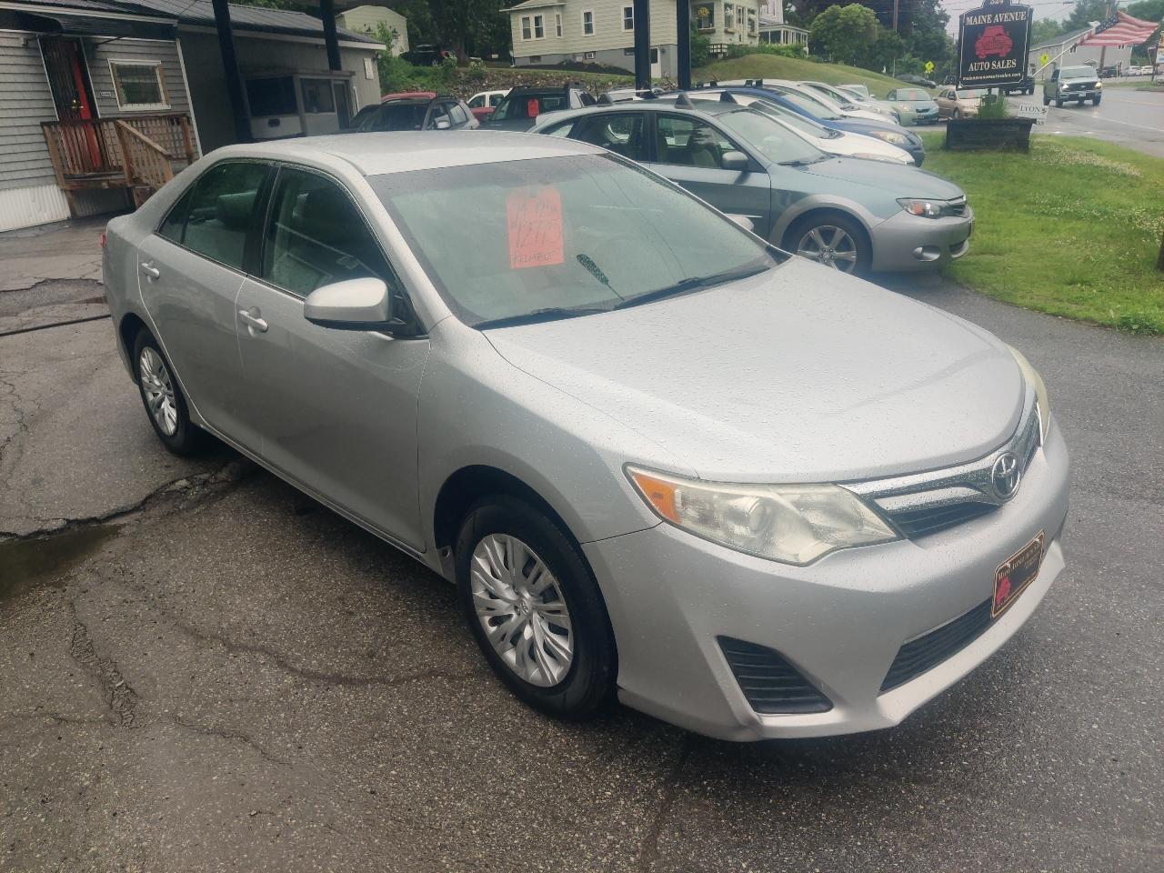 Toyota Camry LE 2014