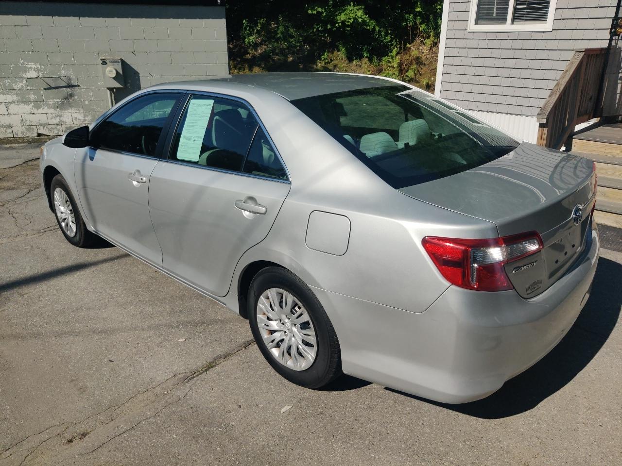 Toyota Camry LE 2014