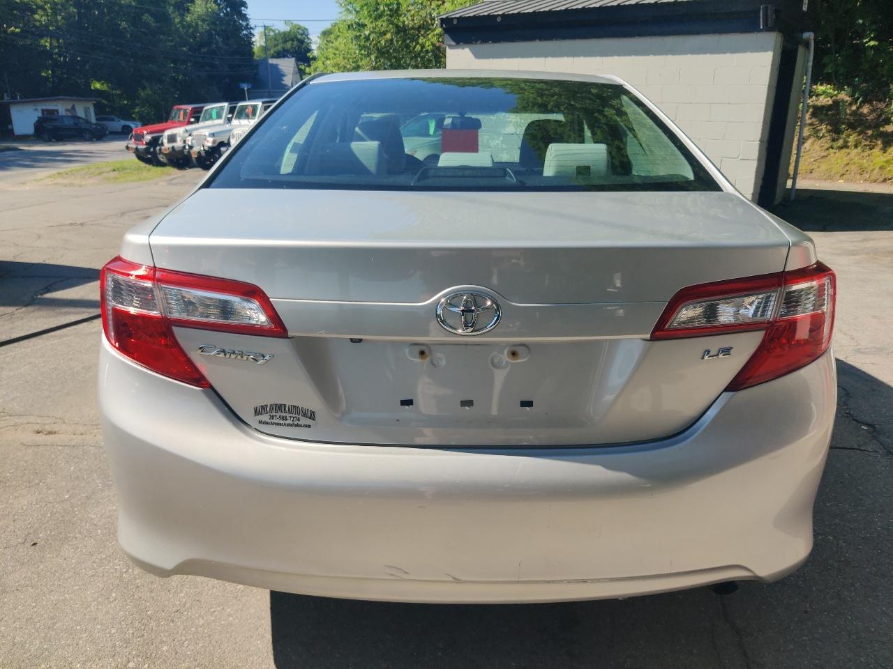 Toyota Camry LE 2014