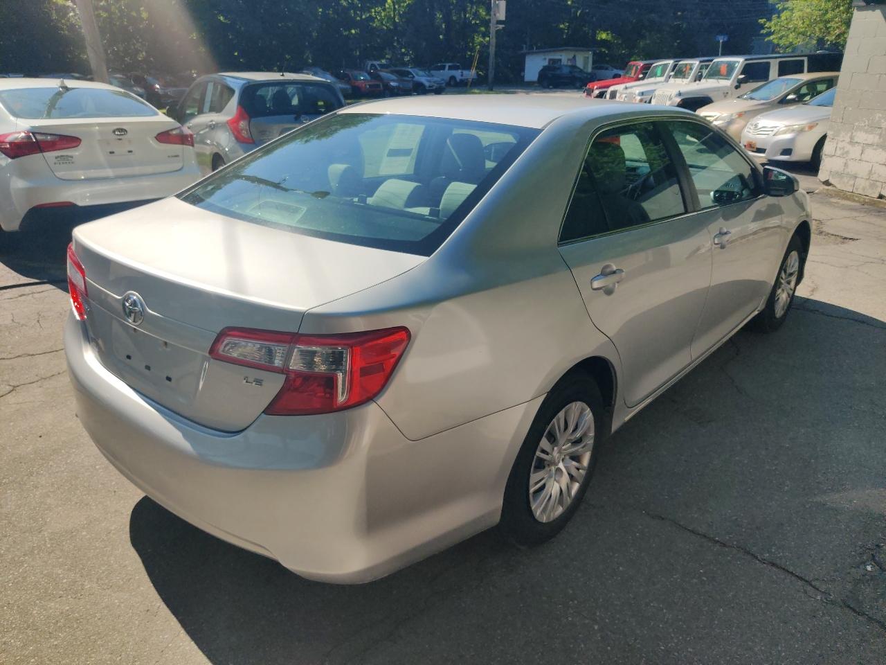 Toyota Camry LE 2014