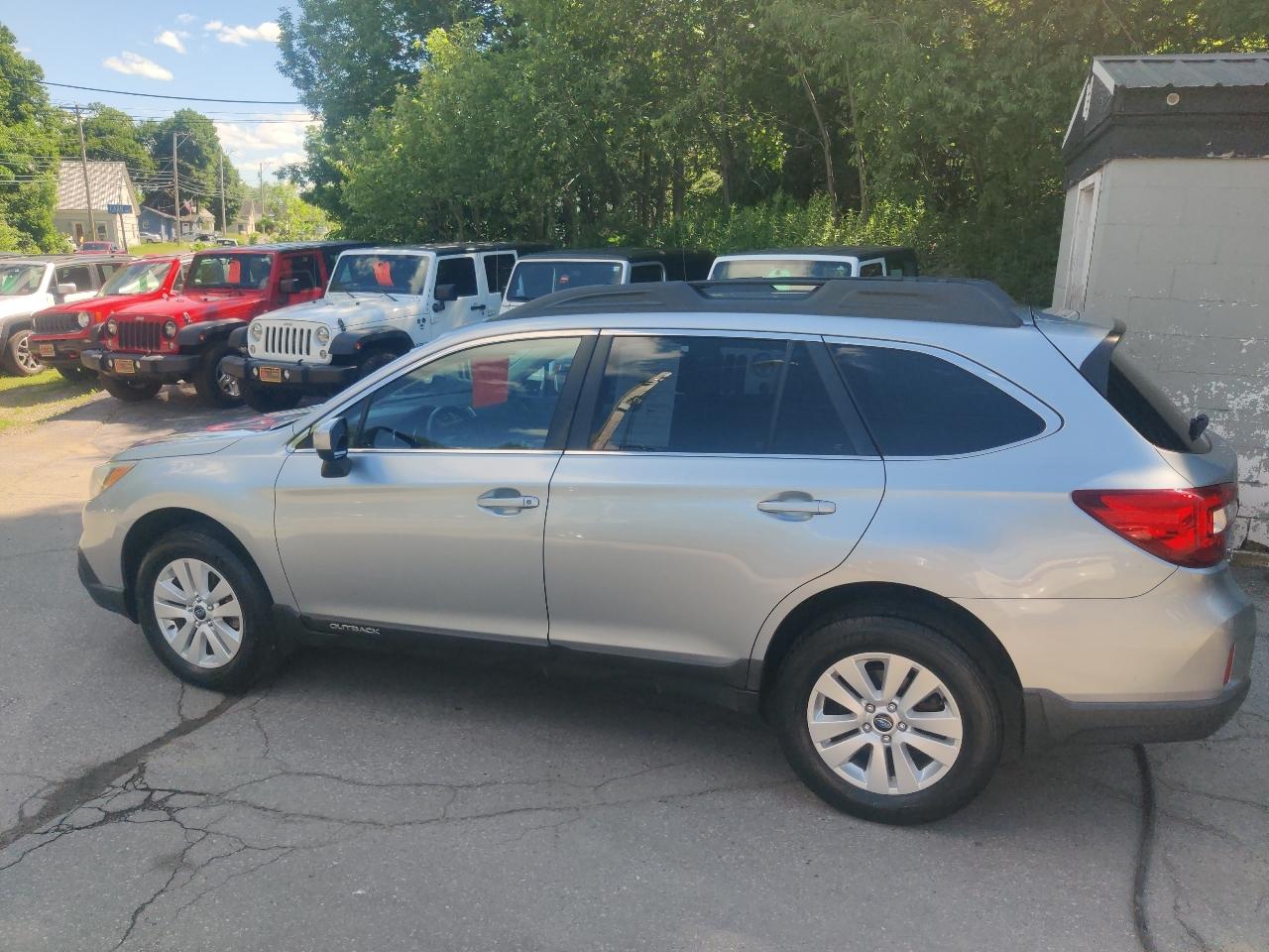 Subaru Outback 2.5i Premium 2015