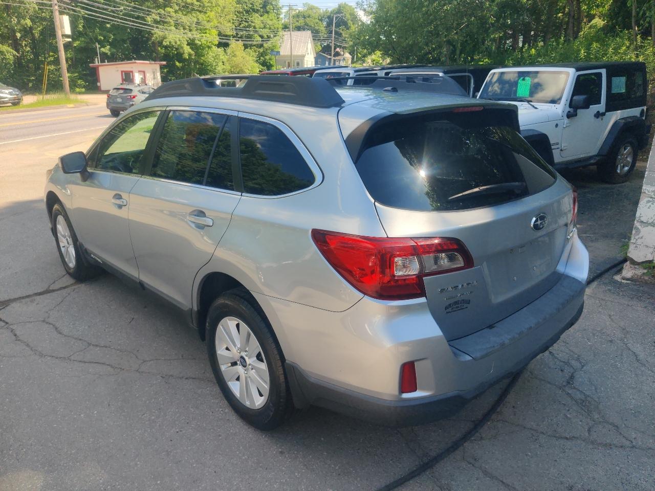 Subaru Outback 2.5i Premium 2015