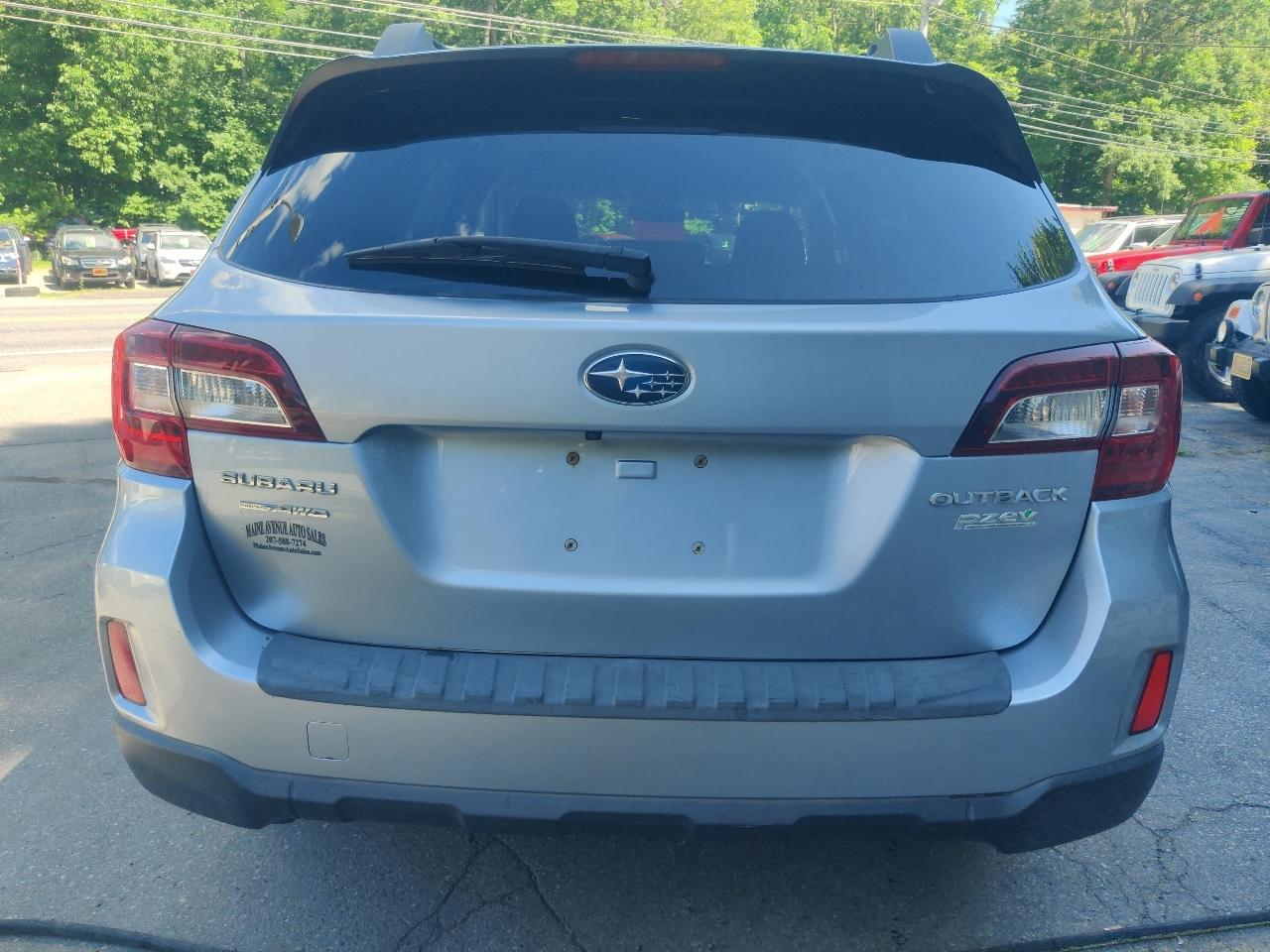 Subaru Outback 2.5i Premium 2015