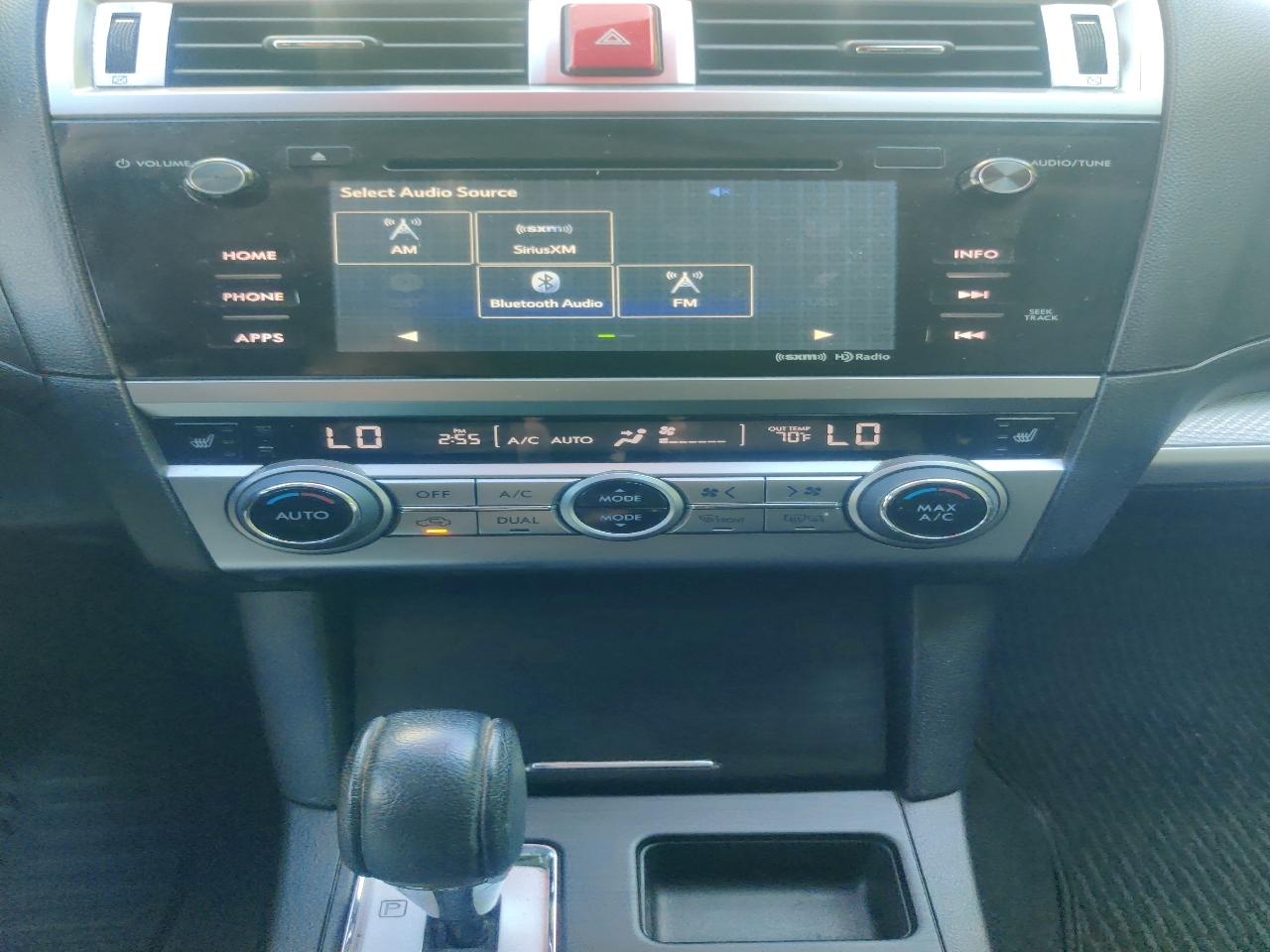 Subaru Outback 2.5i Premium 2015