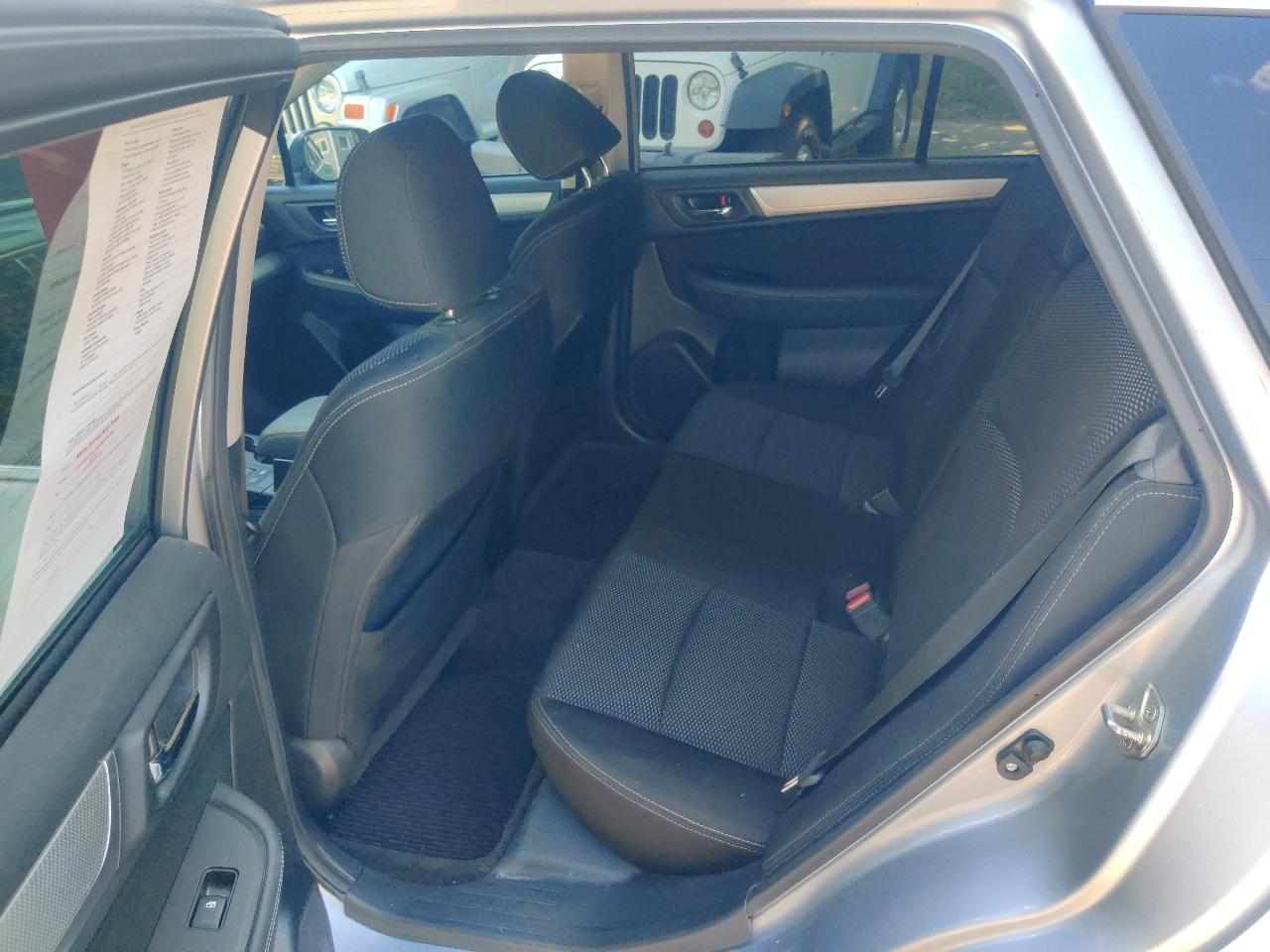 Subaru Outback 2.5i Premium 2015