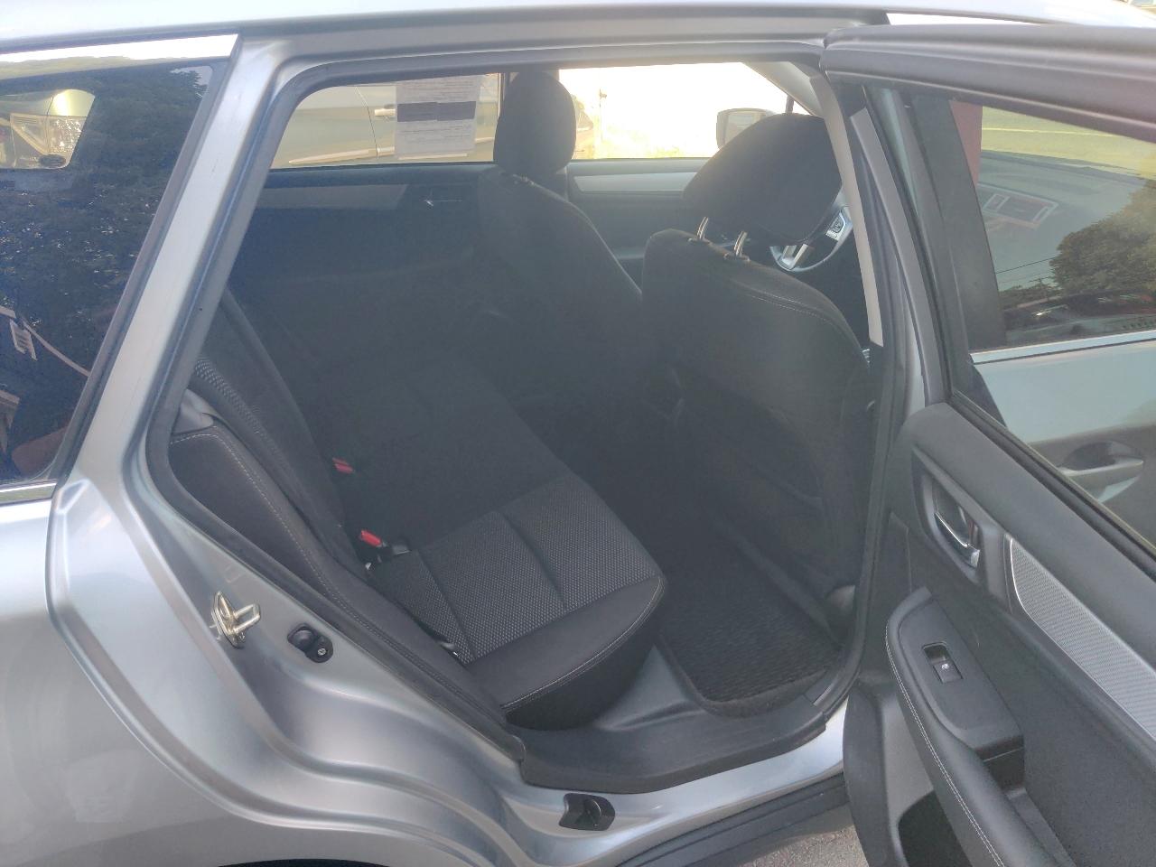 Subaru Outback 2.5i Premium 2015