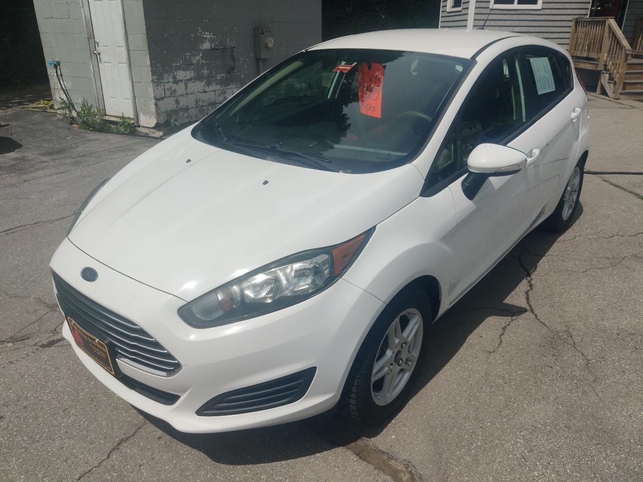 Ford Fiesta SE Hatchback 2018