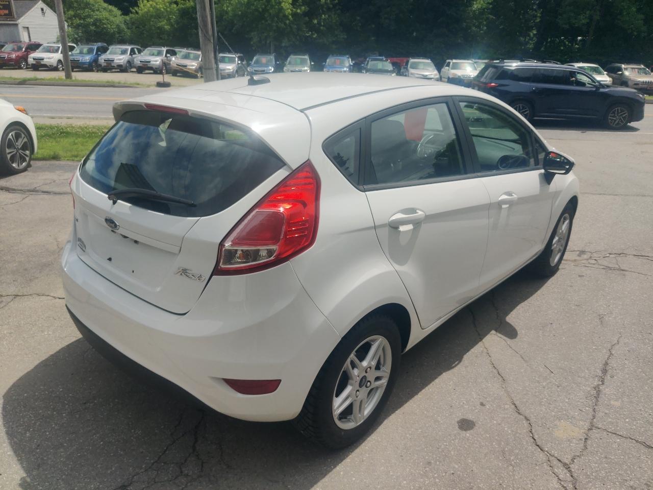 Ford Fiesta SE Hatchback 2018