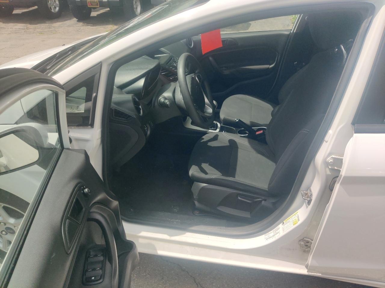 Ford Fiesta SE Hatchback 2018