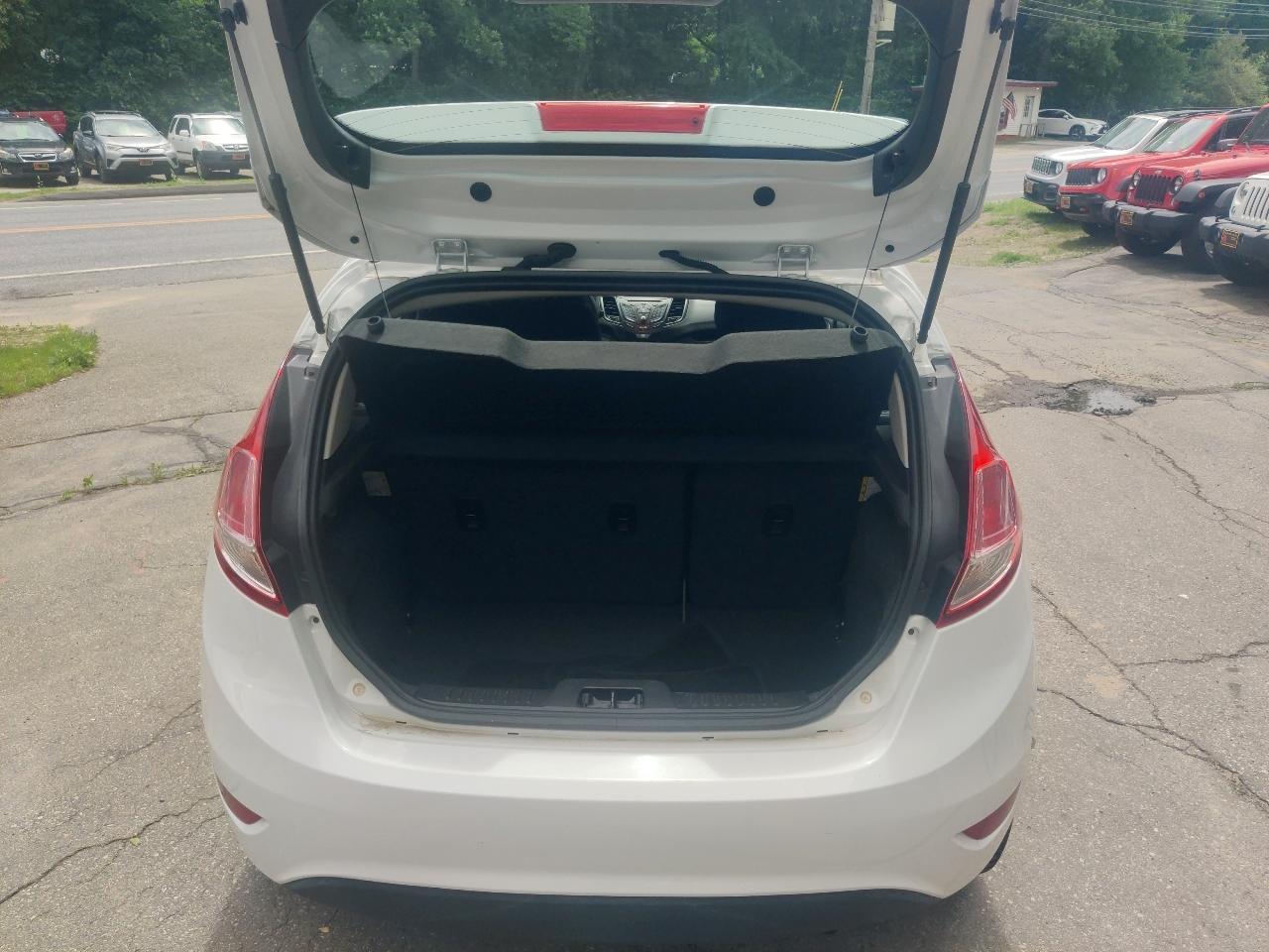 Ford Fiesta SE Hatchback 2018