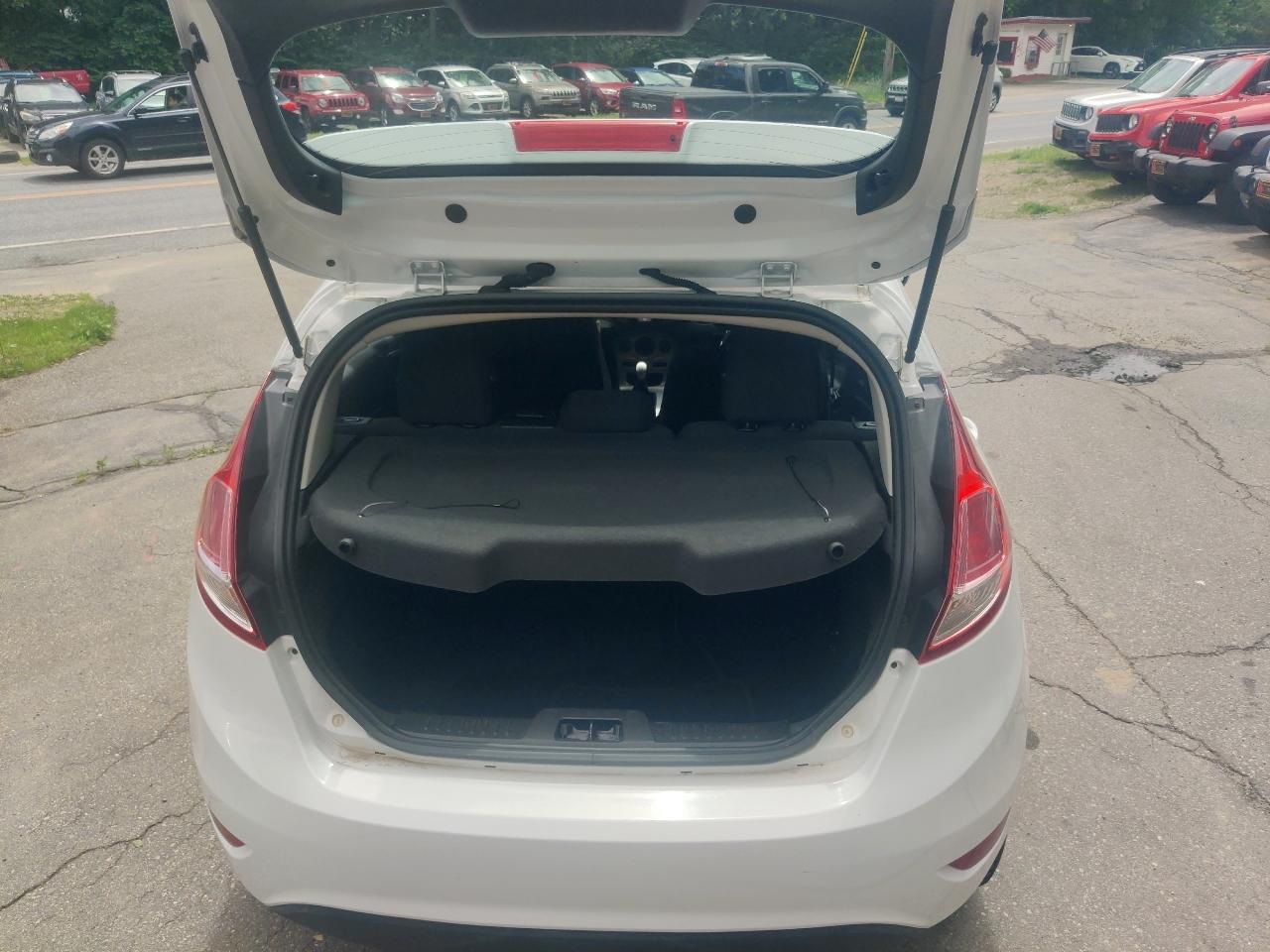 Ford Fiesta SE Hatchback 2018