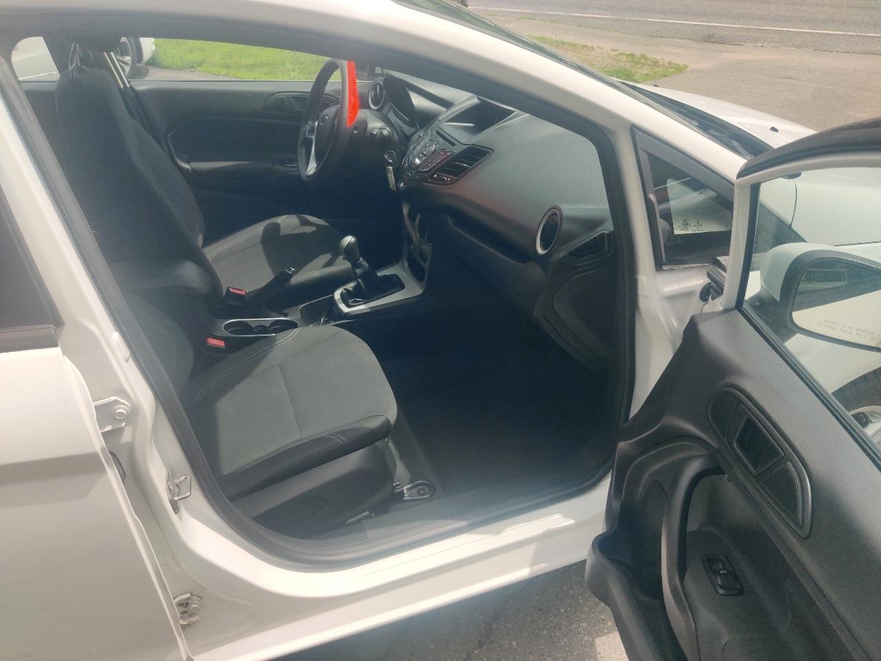 Ford Fiesta SE Hatchback 2018