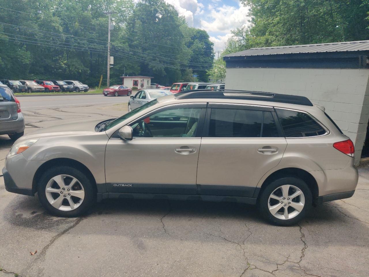 Subaru Outback 2.5i Limited 2014