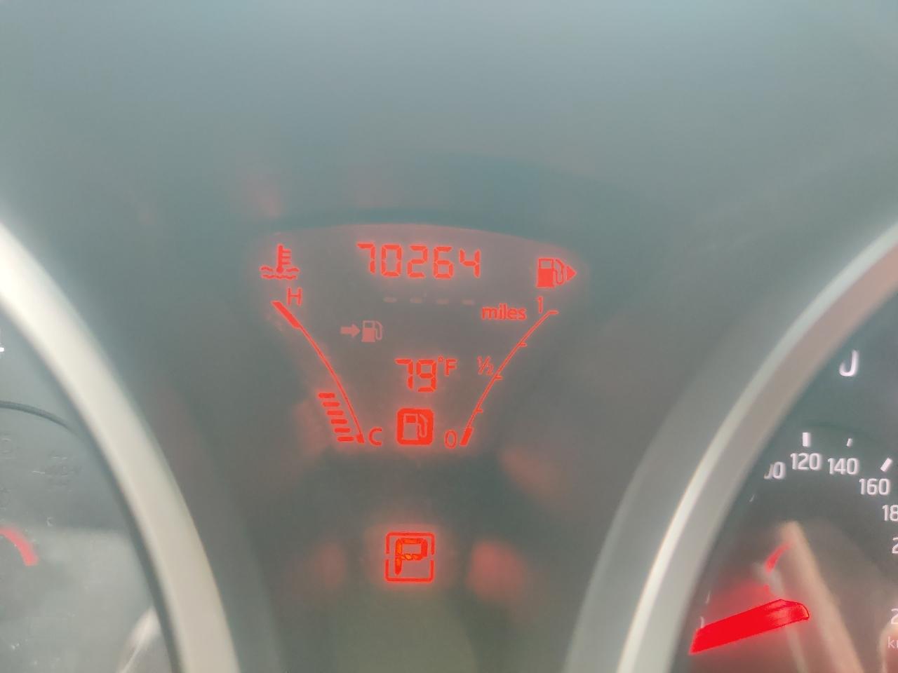 Nissan Juke S AWD 2014
