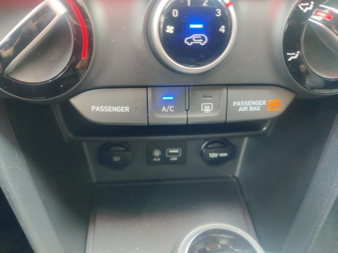 Hyundai Kona SE AWD 2019