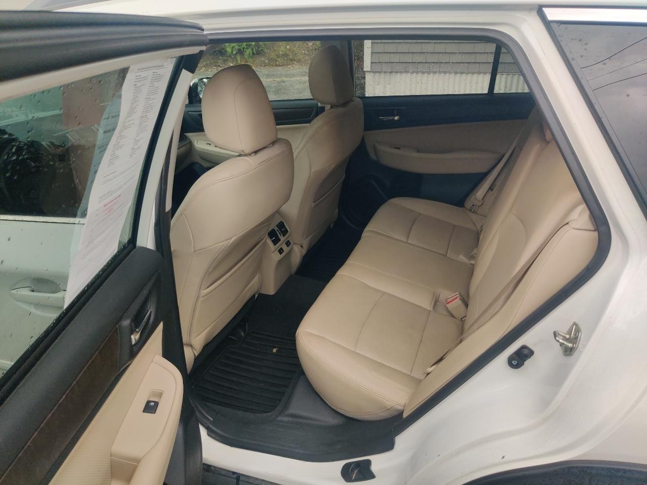 Subaru Outback 2.5i Limited 2015