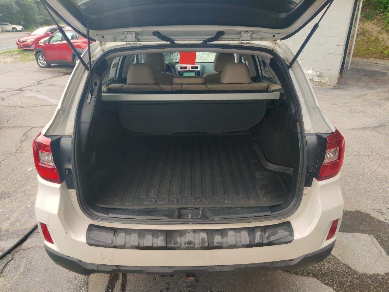 Subaru Outback 2.5i Limited 2015