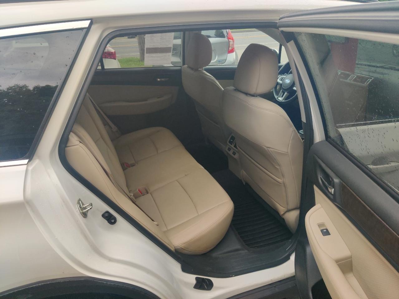 Subaru Outback 2.5i Limited 2015