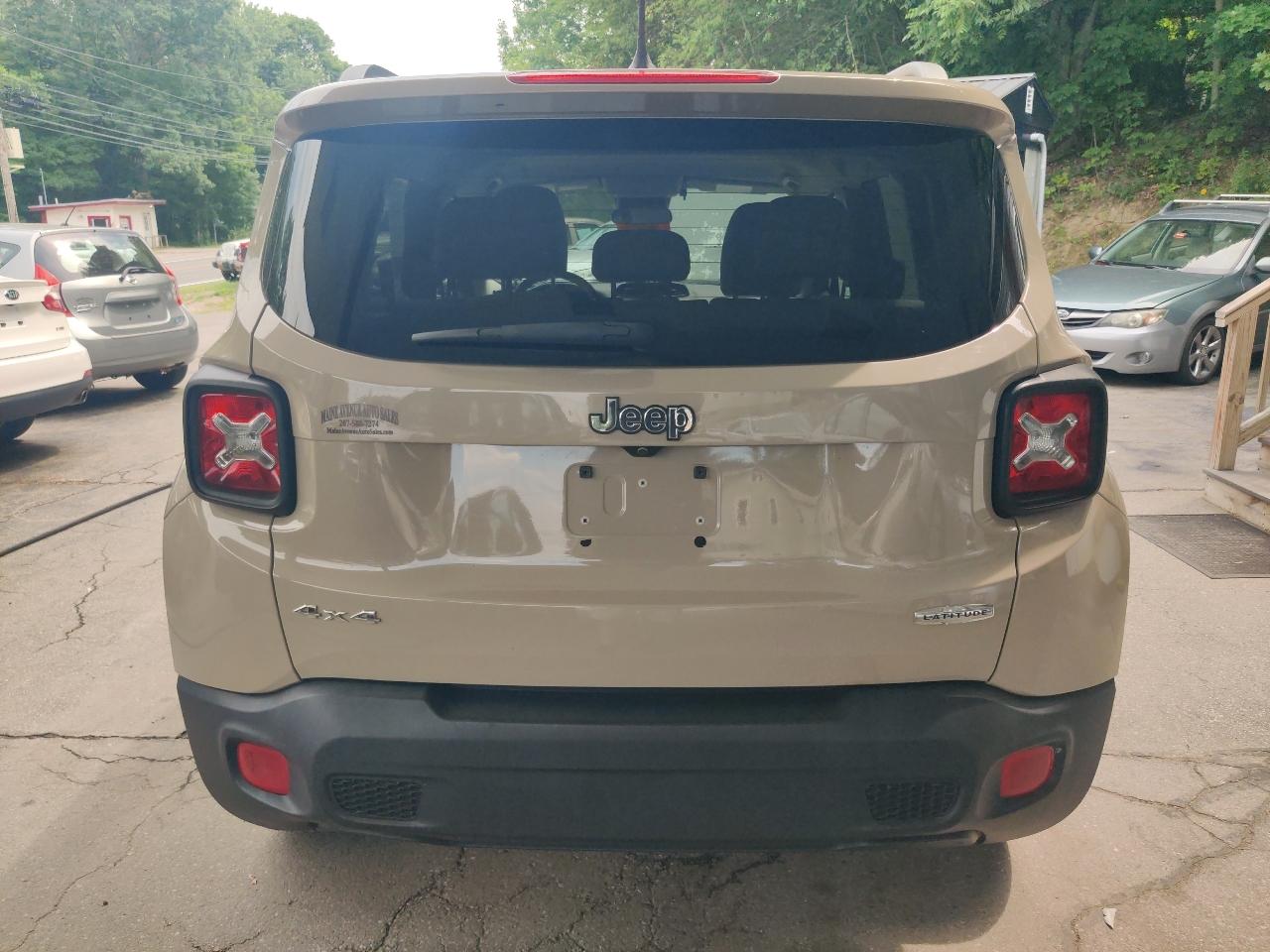 Jeep Renegade Latitude 4WD 2015