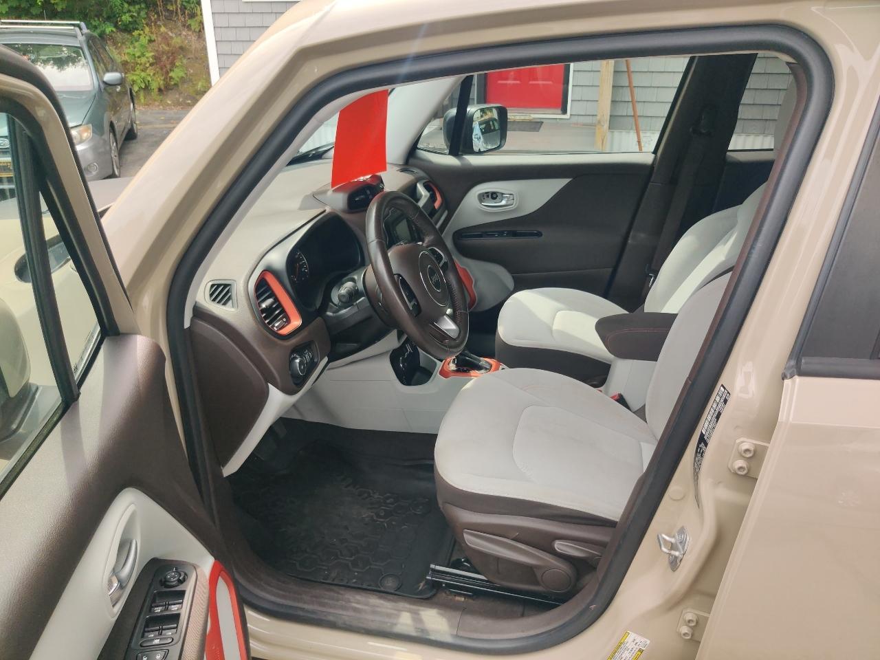 Jeep Renegade Latitude 4WD 2015