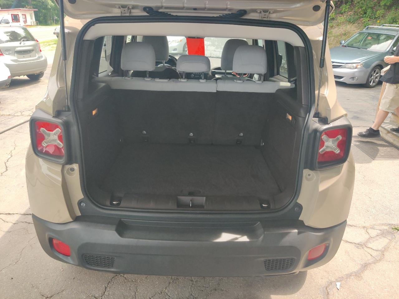 Jeep Renegade Latitude 4WD 2015
