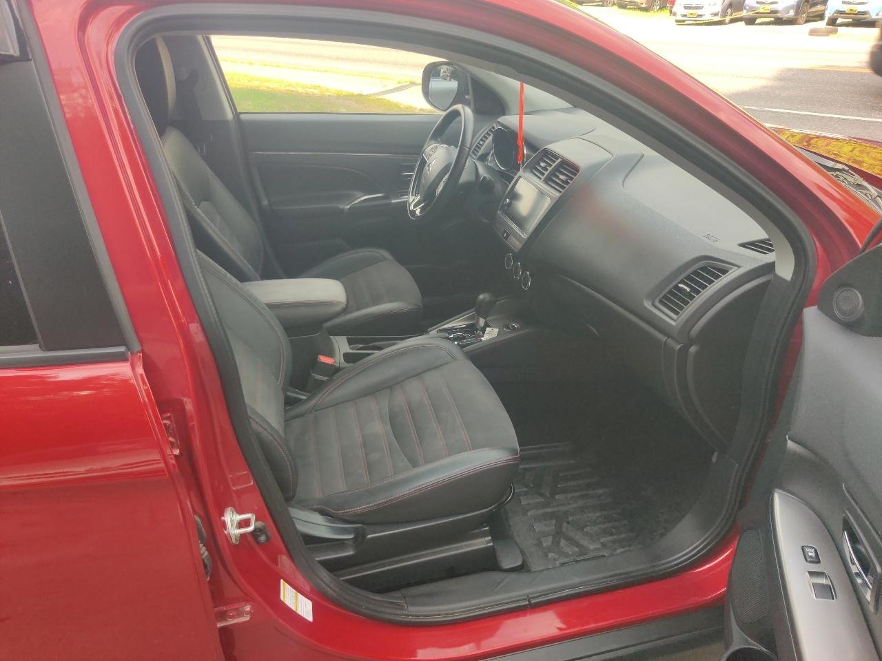 Mitsubishi Outlander Sport 2.4 SE 4WD CVT 2018
