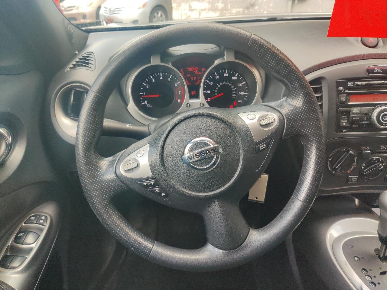 Nissan Juke S AWD 2012