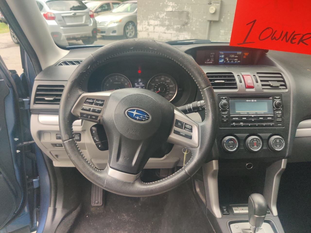 Subaru Forester 2.5i Limited 2015