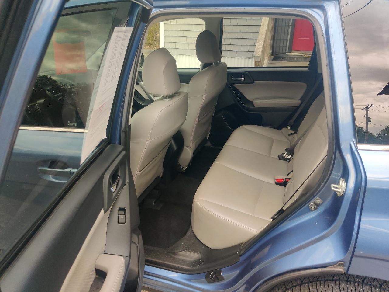 Subaru Forester 2.5i Limited 2015