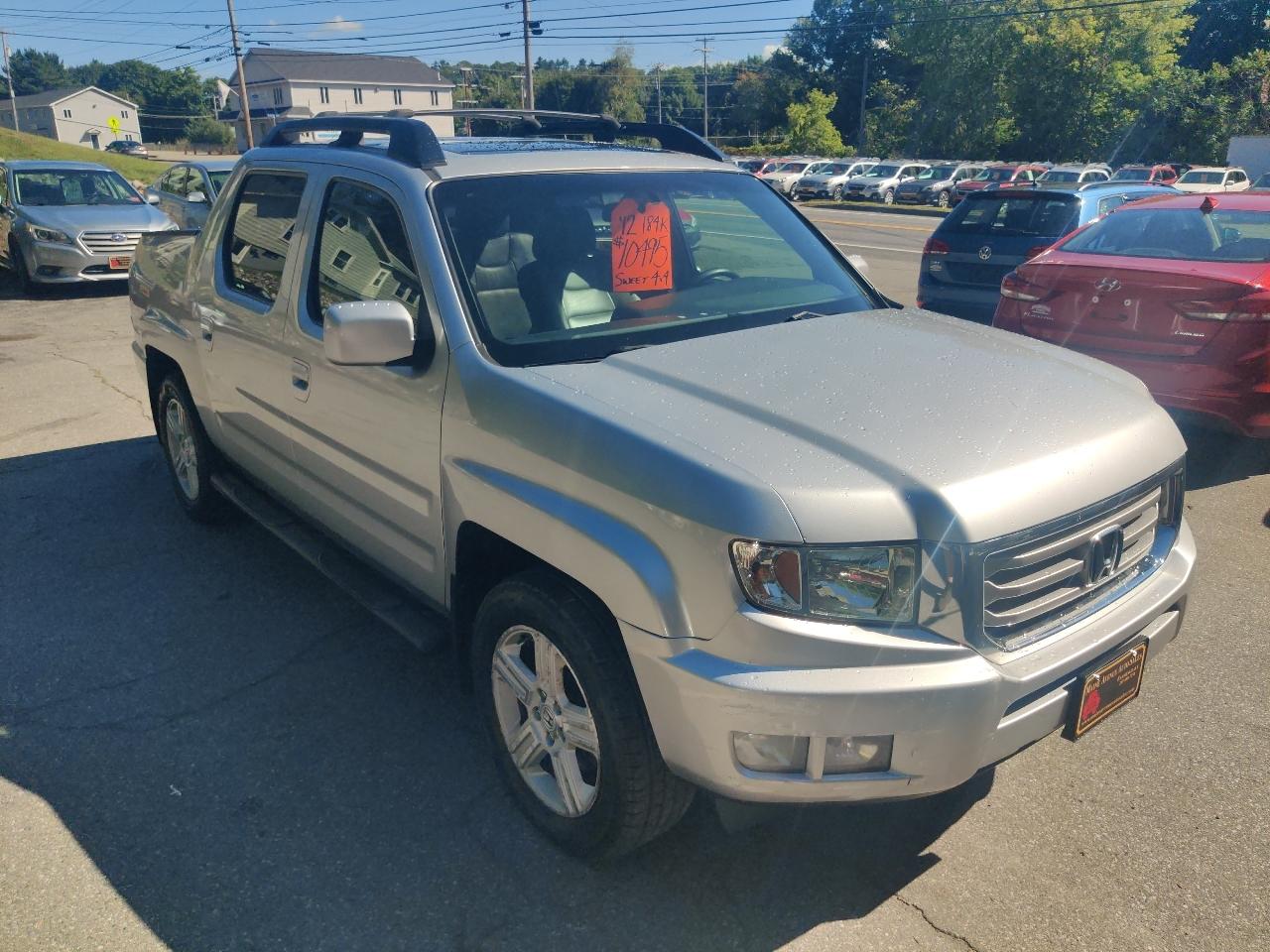 Honda Ridgeline RTL w/ Leather and Navigation 2012