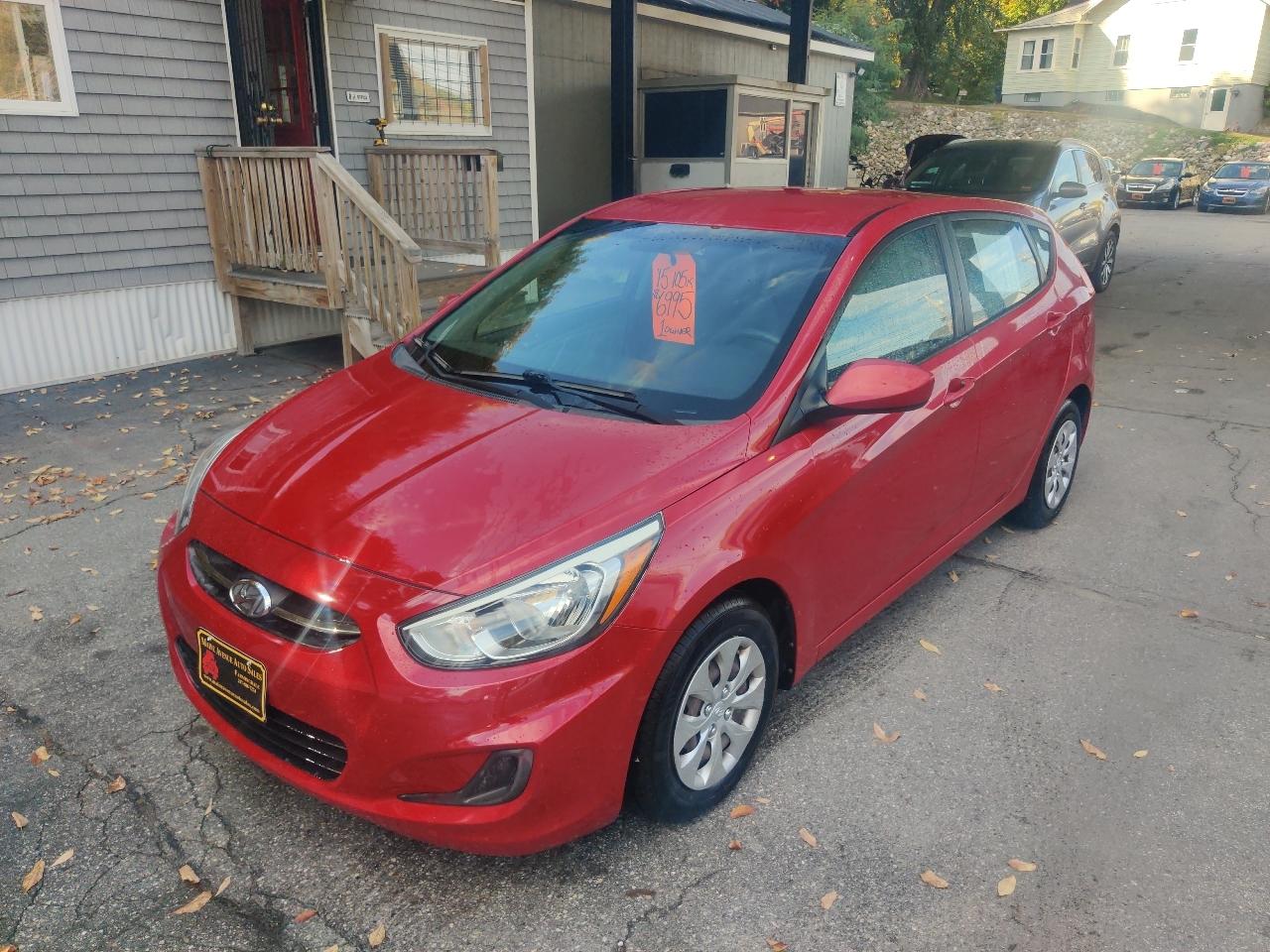 Hyundai Accent Sport 5-Door 6A 2015
