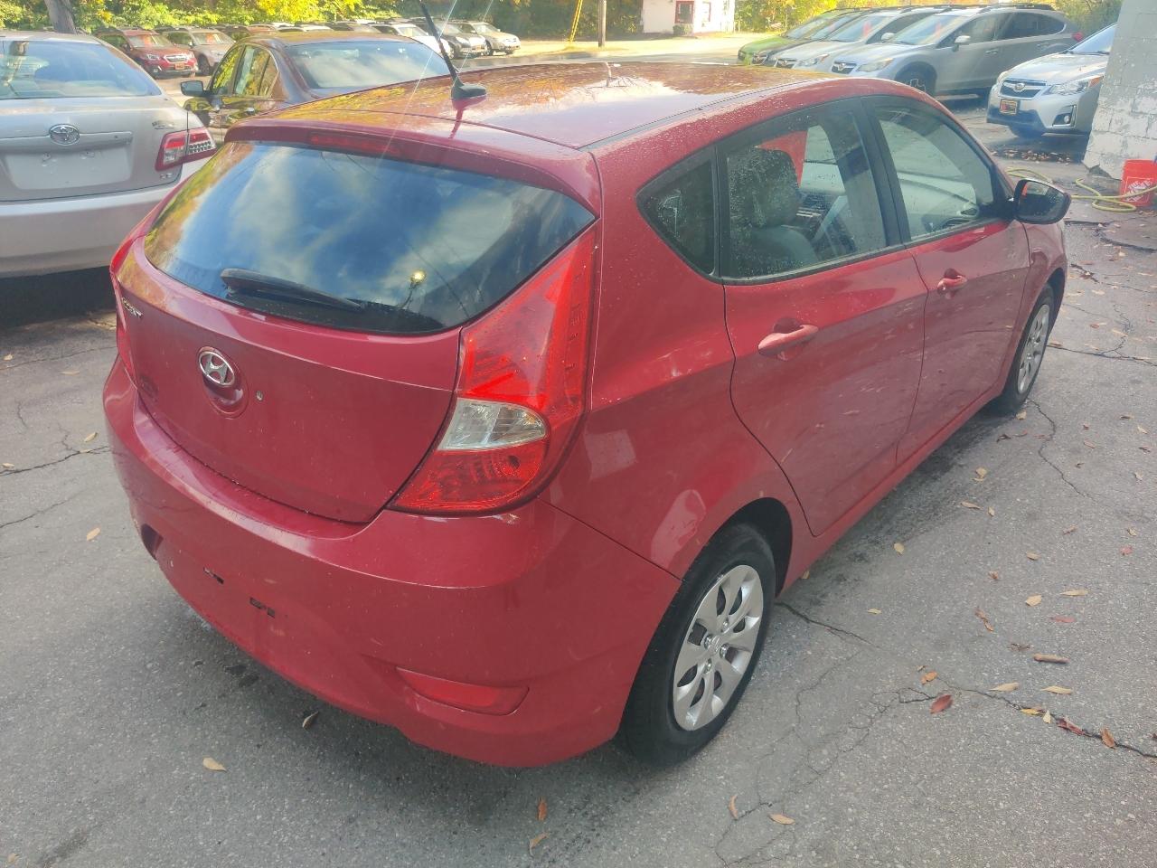 Hyundai Accent Sport 5-Door 6A 2015